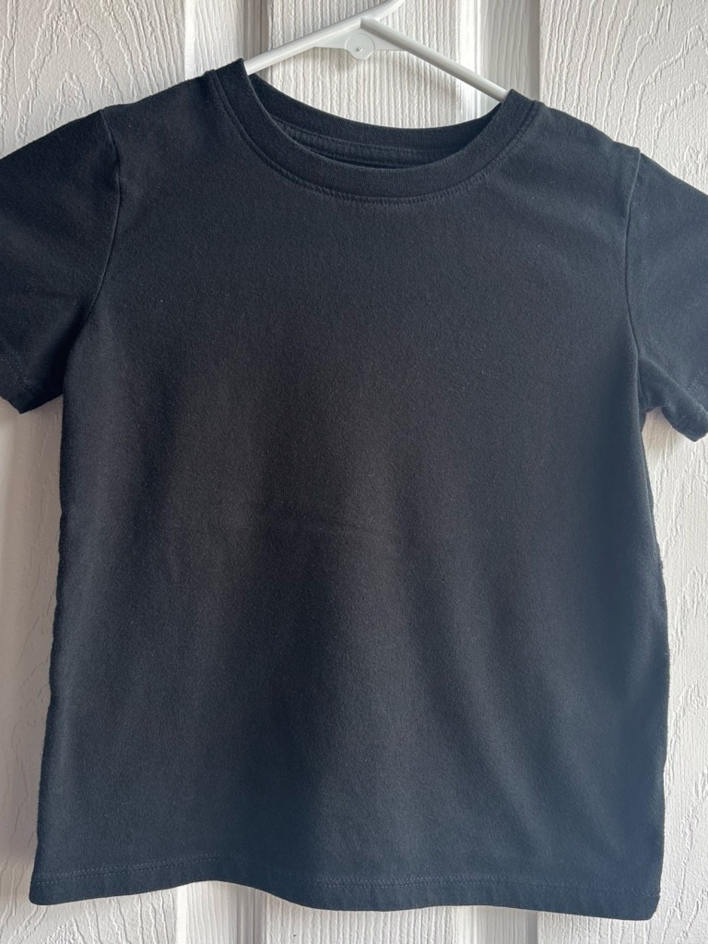🐱Cat & Jack Unisex Toddler 5T Black Solid Crew Neck Short Sleeve Tee Cotton